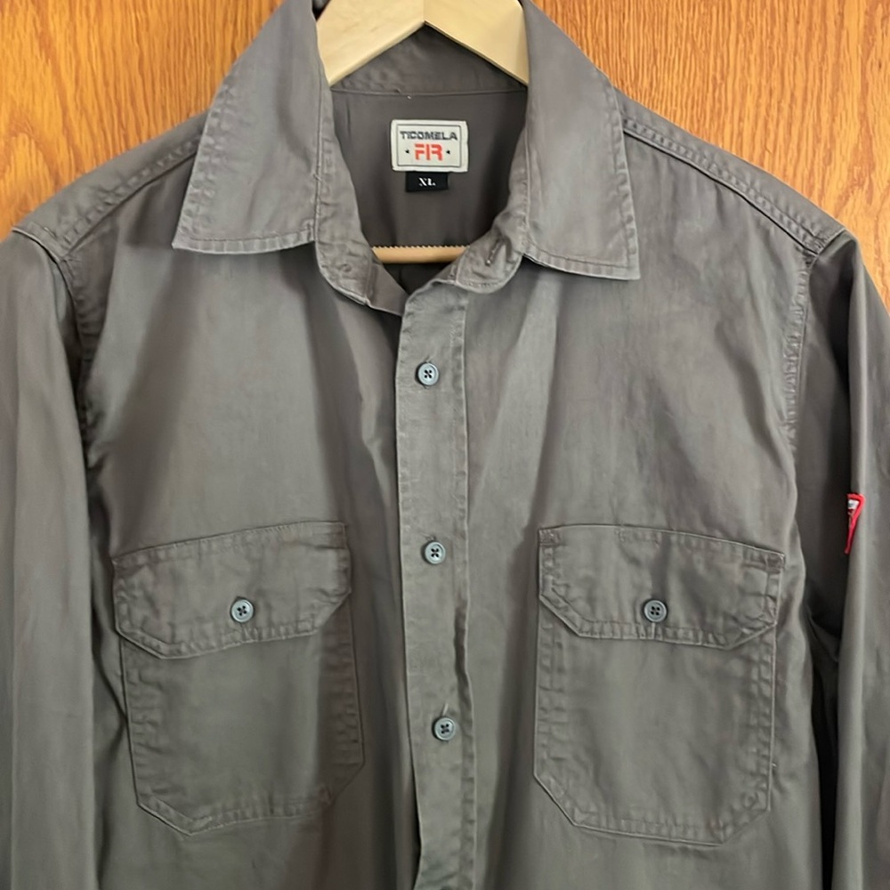 Ticomela FR XL button up long sleeve shirt.